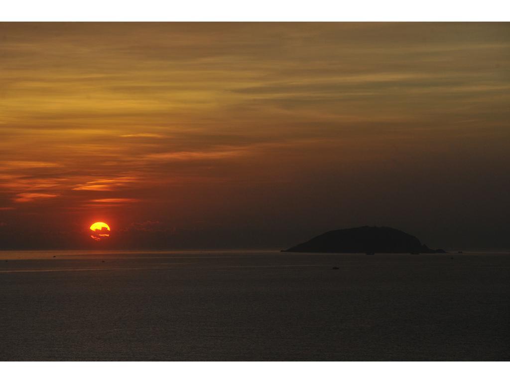 Seasing Boutique Hotel Nha Trang Exterior photo